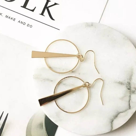 Geometric Retro Gold Tone Drop Long Earrings - Picture 2 of 3